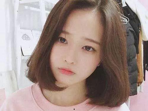 女生发个吃瓜怎么回答,揭秘女生“吃瓜”背后的社交心理