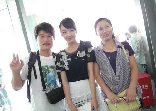 明星吃瓜人士图片高清,高清图揭秘娱乐圈幕后风云