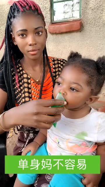 单亲妈妈吃瓜,揭秘育儿路上的酸甜苦辣