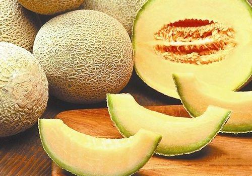 吃哈密瓜还是吃葡萄,哈密瓜与葡萄的甜蜜对决