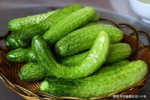 周伟豪吃瓜  第2张